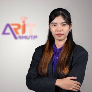 กมลชนก สุขเจริญ