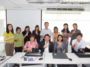 E-commerce training for community and RMUTP staff